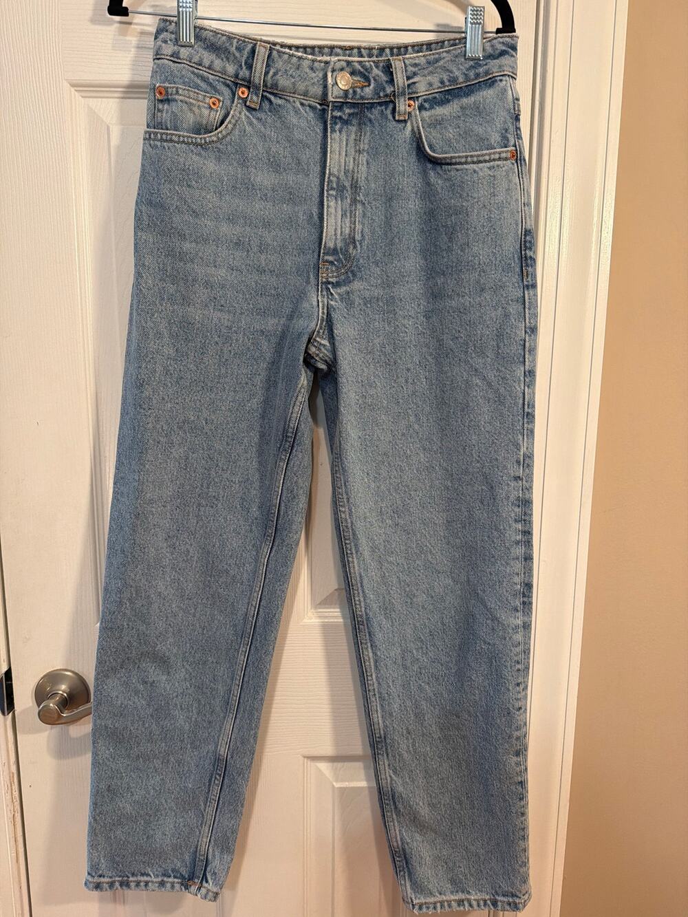 Mango MNG Mom Jeans High Rise Light Wash Size 4